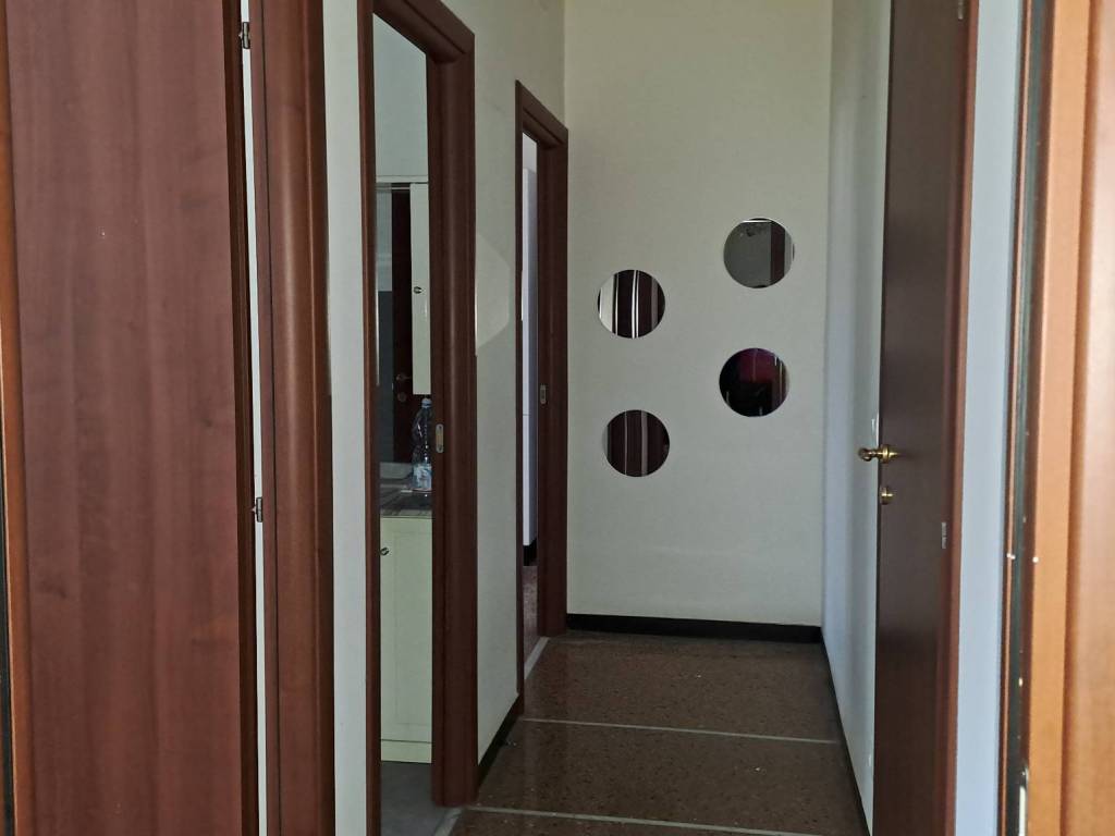 Appartamento a Genova in Via Alfredo Catalani, 4 - Foto 3