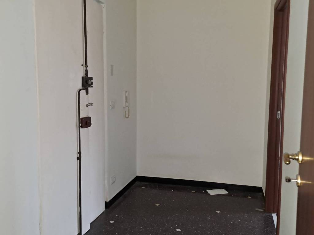 Appartamento a Genova in Via Alfredo Catalani, 4 - Foto 4