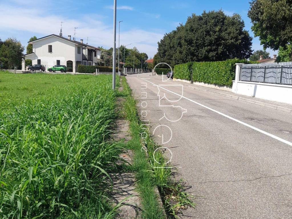 Terreno a Curtatone in Strada Provinciale Padana Inferiore - Foto 2