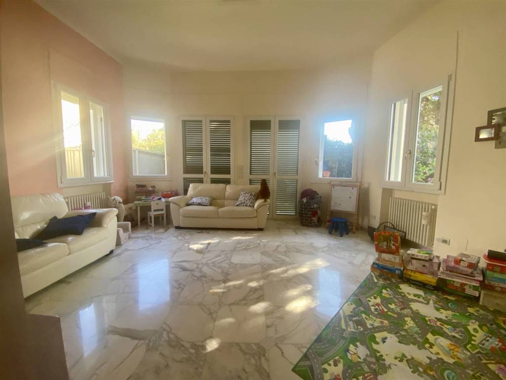 Villa a Livorno in Via della Meloria - Foto 3