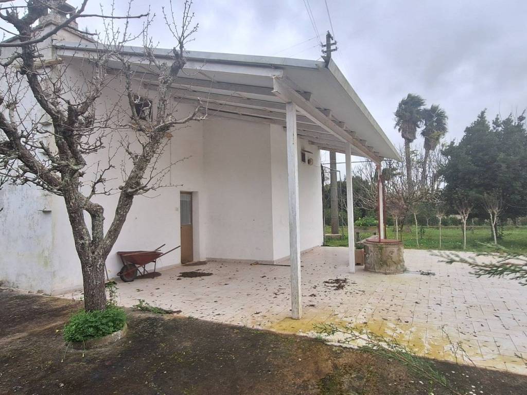 Rustico / casale a Cutrofiano in Strada Provinciale Collepasso Cutrofiano - Foto 4