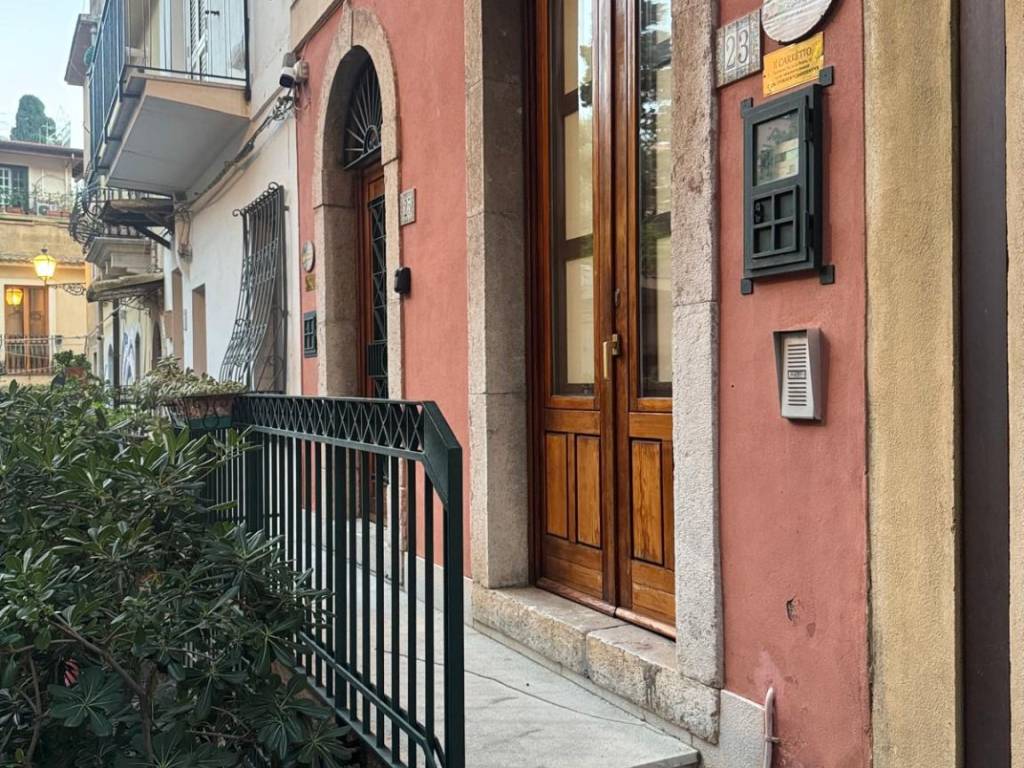 Casa indipendente a Taormina in Via Iallia Bassia, 23 - Foto 3
