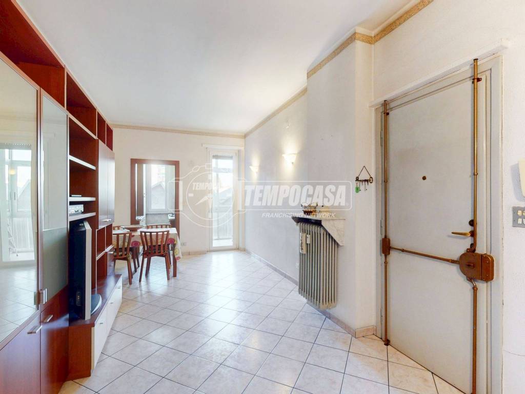 Appartamento a Orbassano in Via Vittorio Alfieri 9 - Foto 3