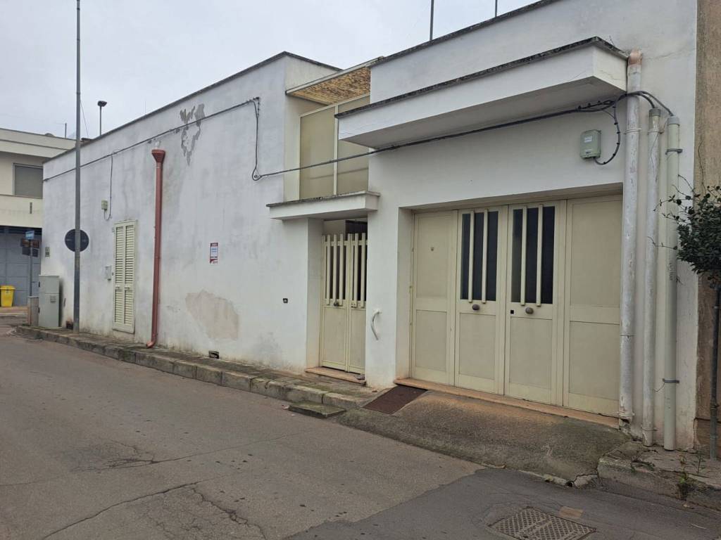 Casa indipendente a Maruggio in Via Strascinata, 1 - Foto 3