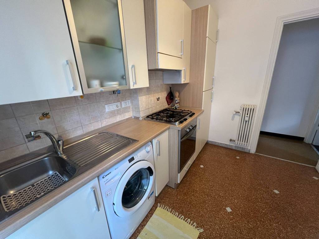Appartamento a Genova in Via Lorenzo Ghiglini, 2 - Foto 5