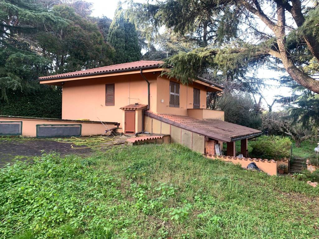 Villa a Grottaferrata in Via Vicinale della Macchia, 6 - Foto 2