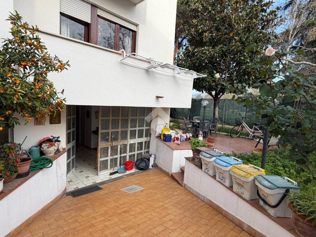 Villa a Latina in Via Ambrifi, 72 - Foto 3