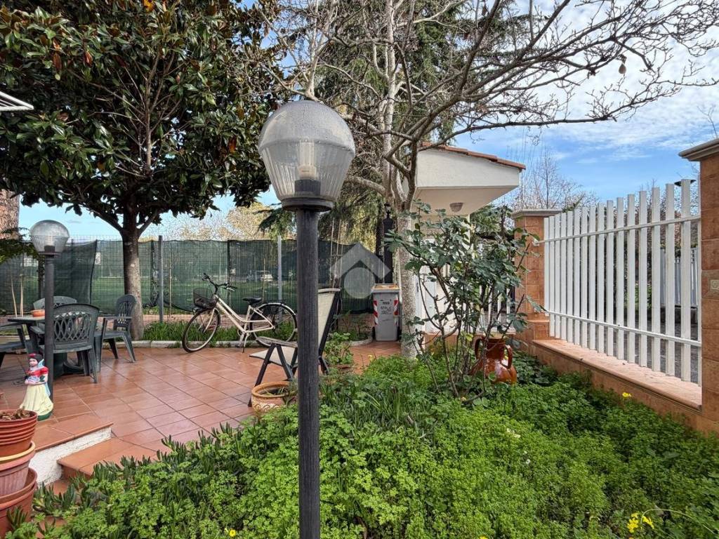 Villa a Latina in Via Ambrifi, 72 - Foto 5