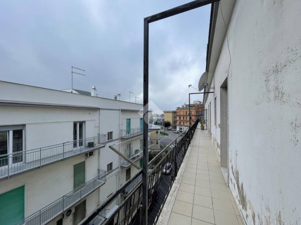 Appartamento a Ceglie messapica in Via Premuda - Foto 4