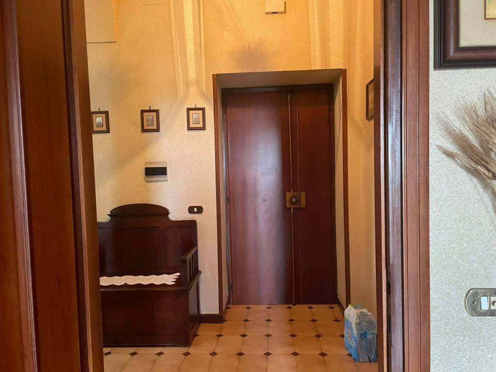 Villa a Minturno in Via Antonio Sebastiani, 210 - Foto 2