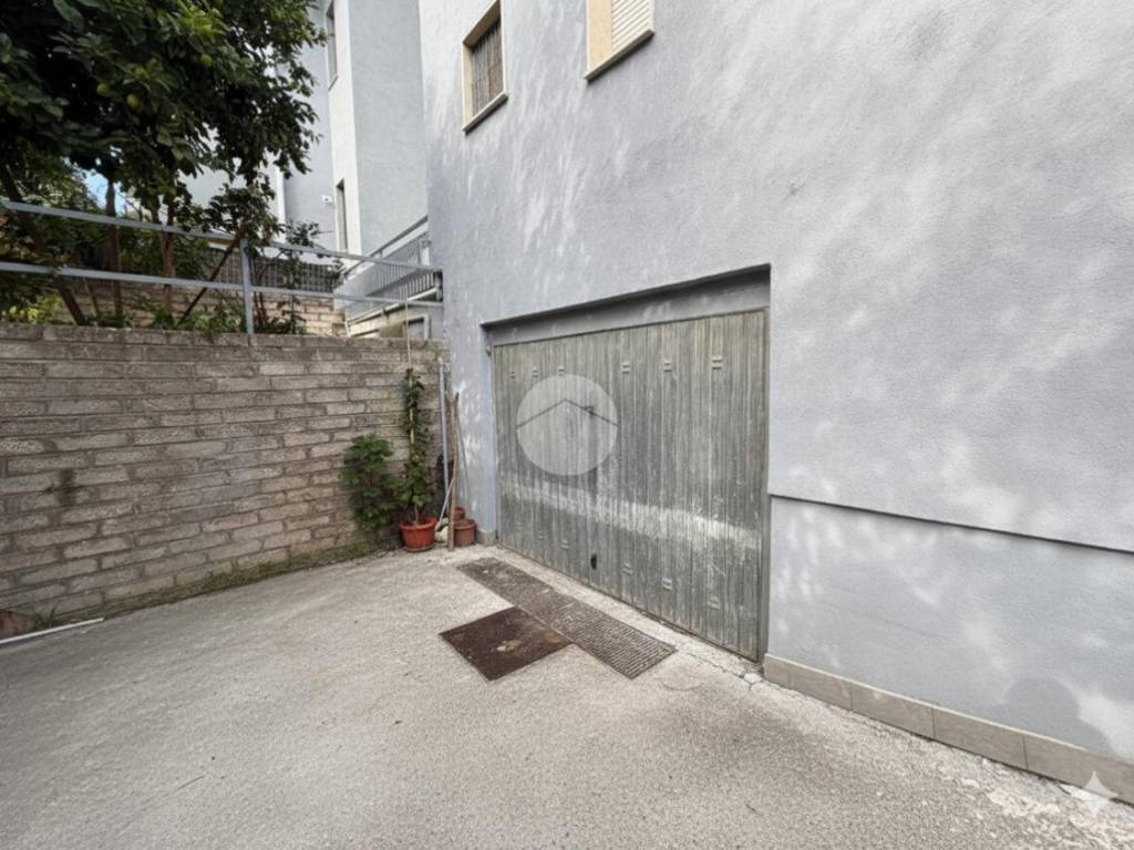 Box / garage a Montesarchio in Via angelo domenici, 70 - Foto 5