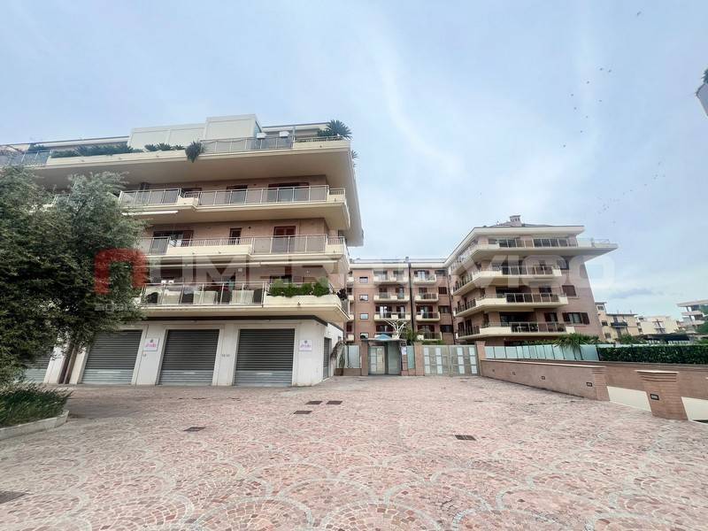 Appartamento a Foggia in Via Michele Menichella - Foto 2