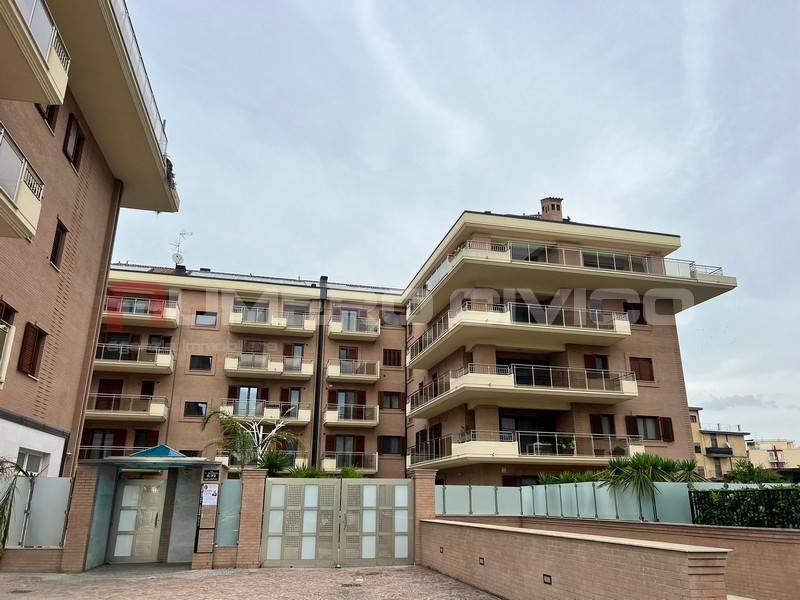 Appartamento a Foggia in Via Michele Menichella - Foto 3