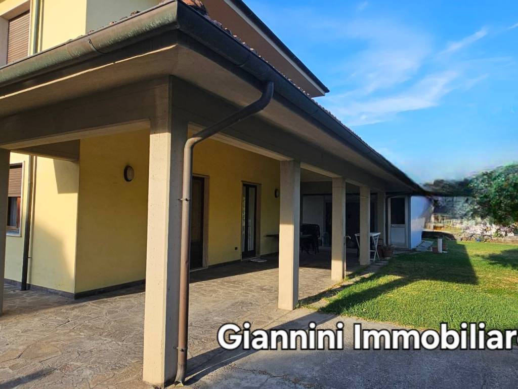 Villa a Porcari in Via Roma - Foto 2