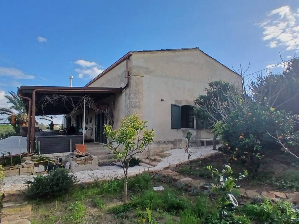 Rustico / casale a Noto in Strada Provinciale Bimmisca-Agliastro - Foto 3
