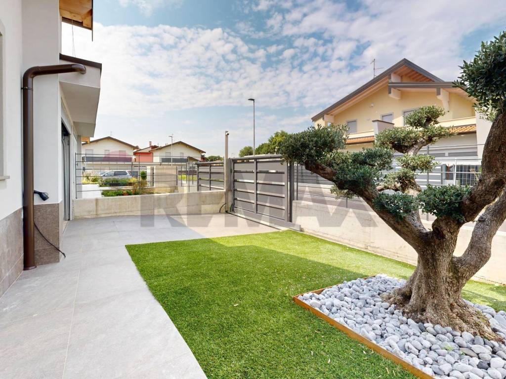 Villa a Scanzorosciate in Via Ariosto, 23 - Foto 3