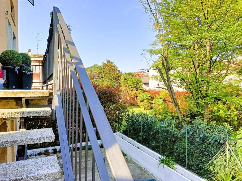 Villa a Gallarate in Vicolo Oslavia, 7 - Foto 3