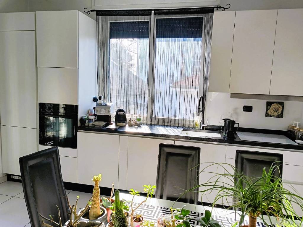 Villa a Gallarate in Vicolo Oslavia, 7 - Foto 4