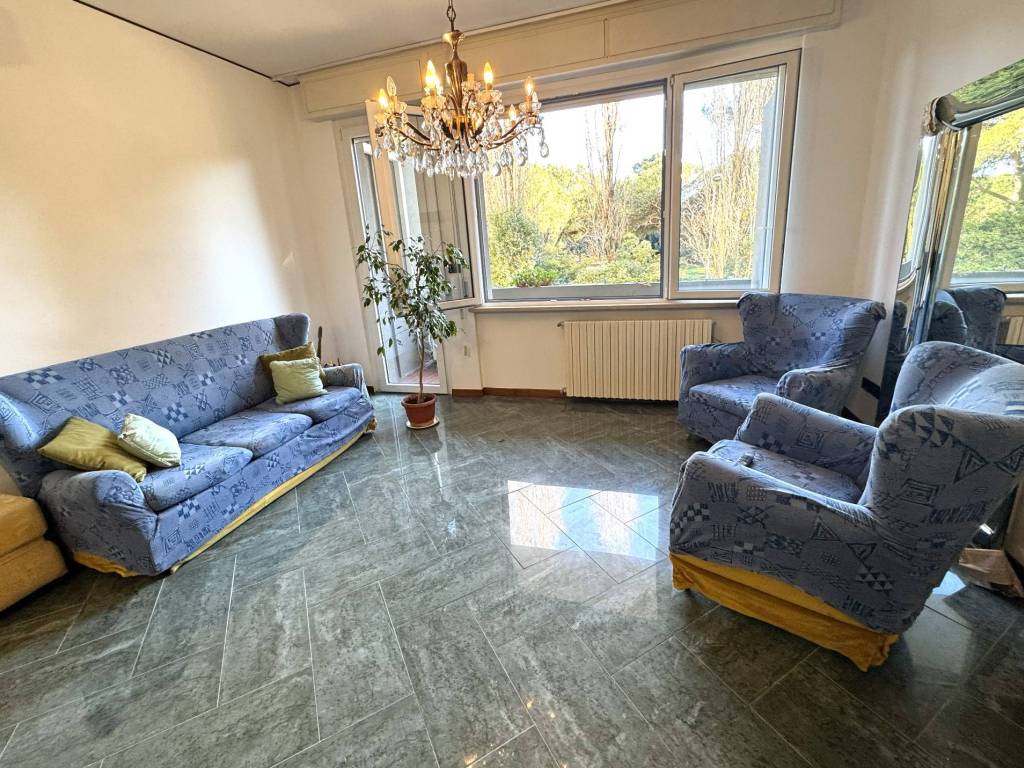 Appartamento a Rimini in Viale Alberto Simonini, 21 - Foto 3