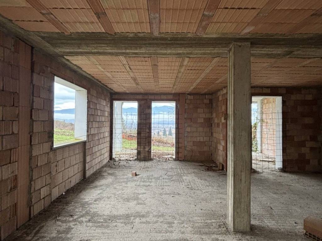 Villa a Figline e incisa valdarno in Via Francesco Petrarca, 35 - Foto 2
