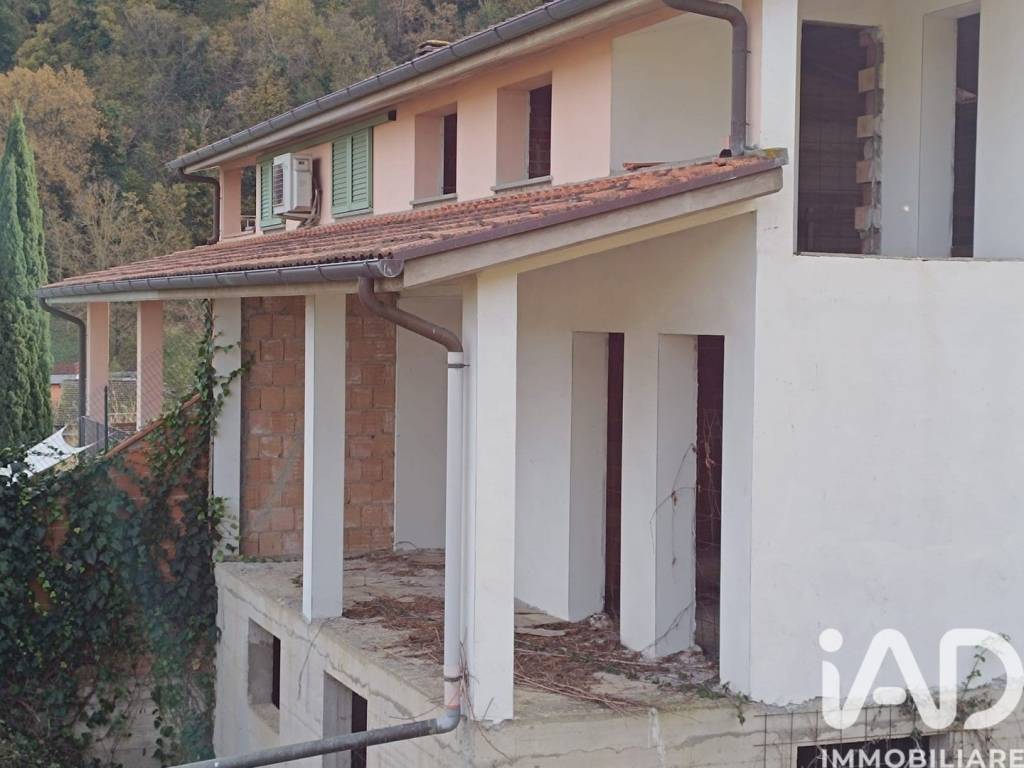 Villa a Figline e incisa valdarno in Via Francesco Petrarca, 35 - Foto 5