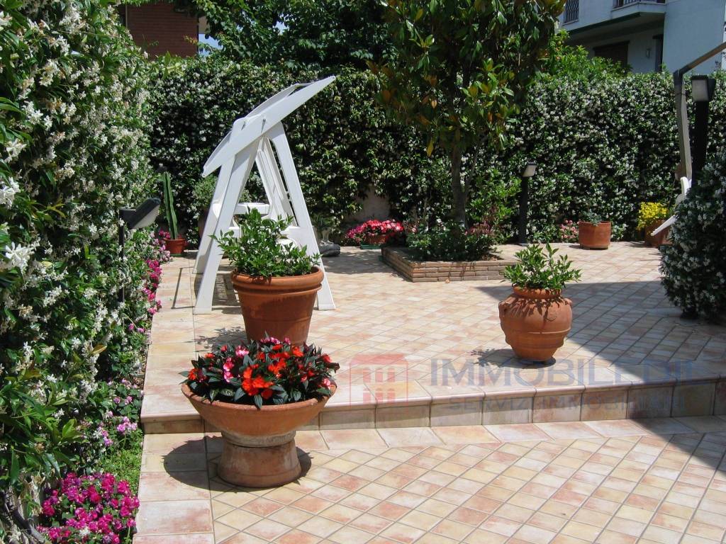 Villa a Santa marinella in Via Vittorio Veneto - Foto 5
