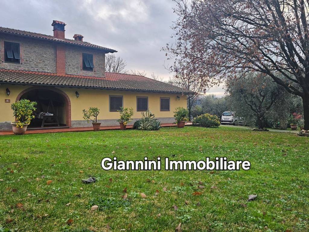 Villa a Capannori in Via della Chiesa di Gragnano - Foto 4