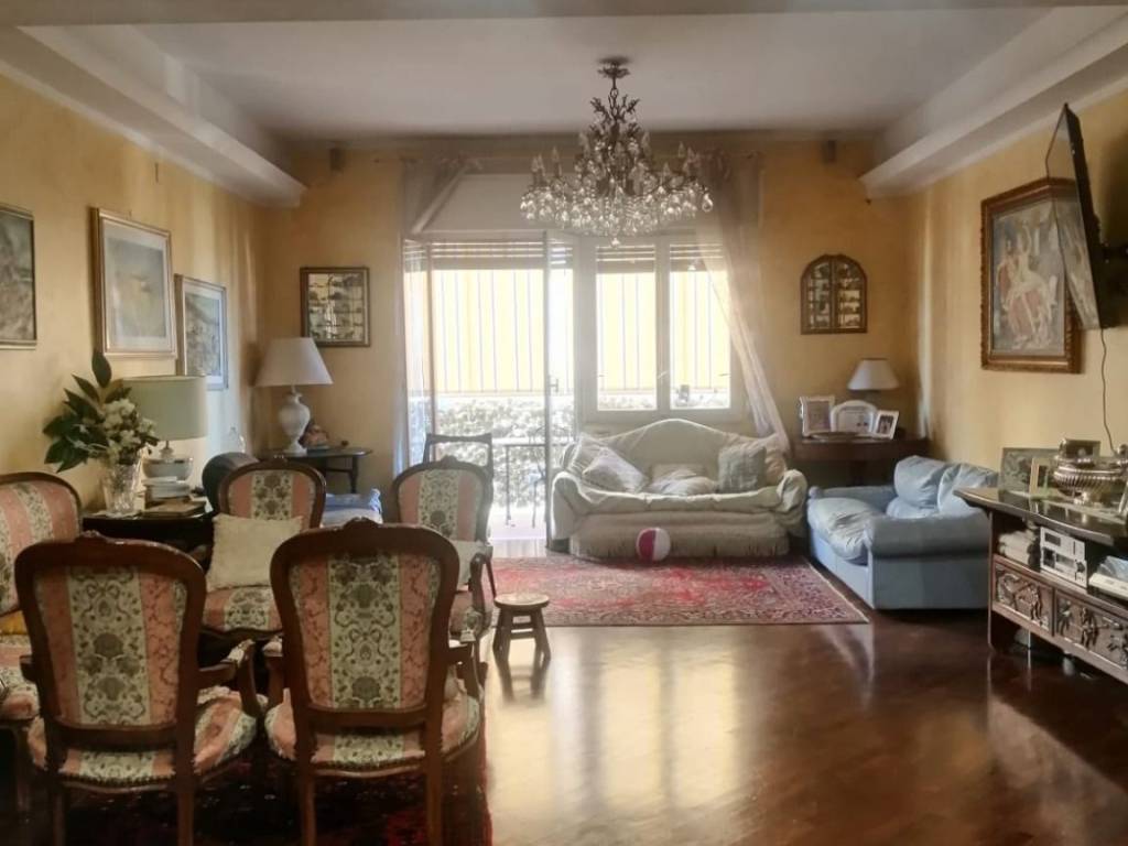 Appartamento a Reggio calabria in Via Santa Lucia al Parco, 9 - Foto 5