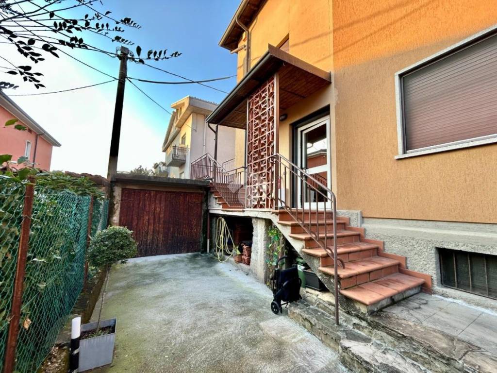 Villa a Gorle in Via Tevere, 1 - Foto 4