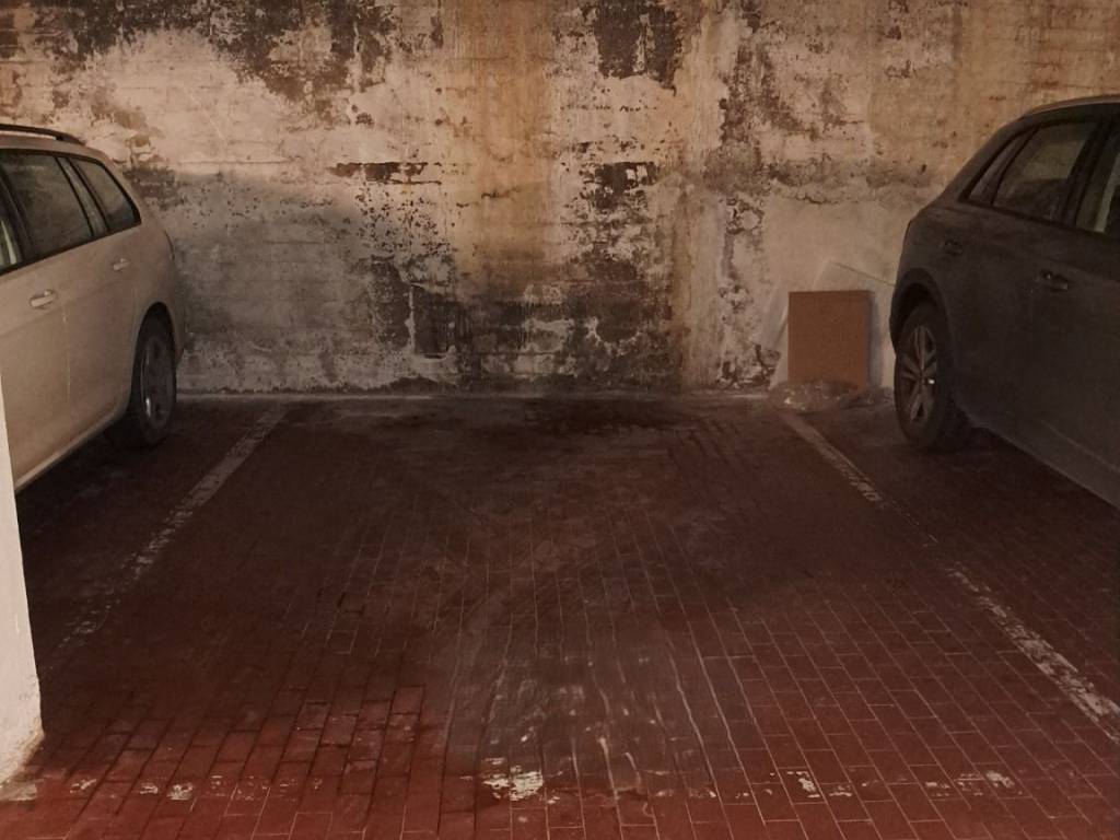 Box / garage a Bologna in Via Marzabotto - Foto 2