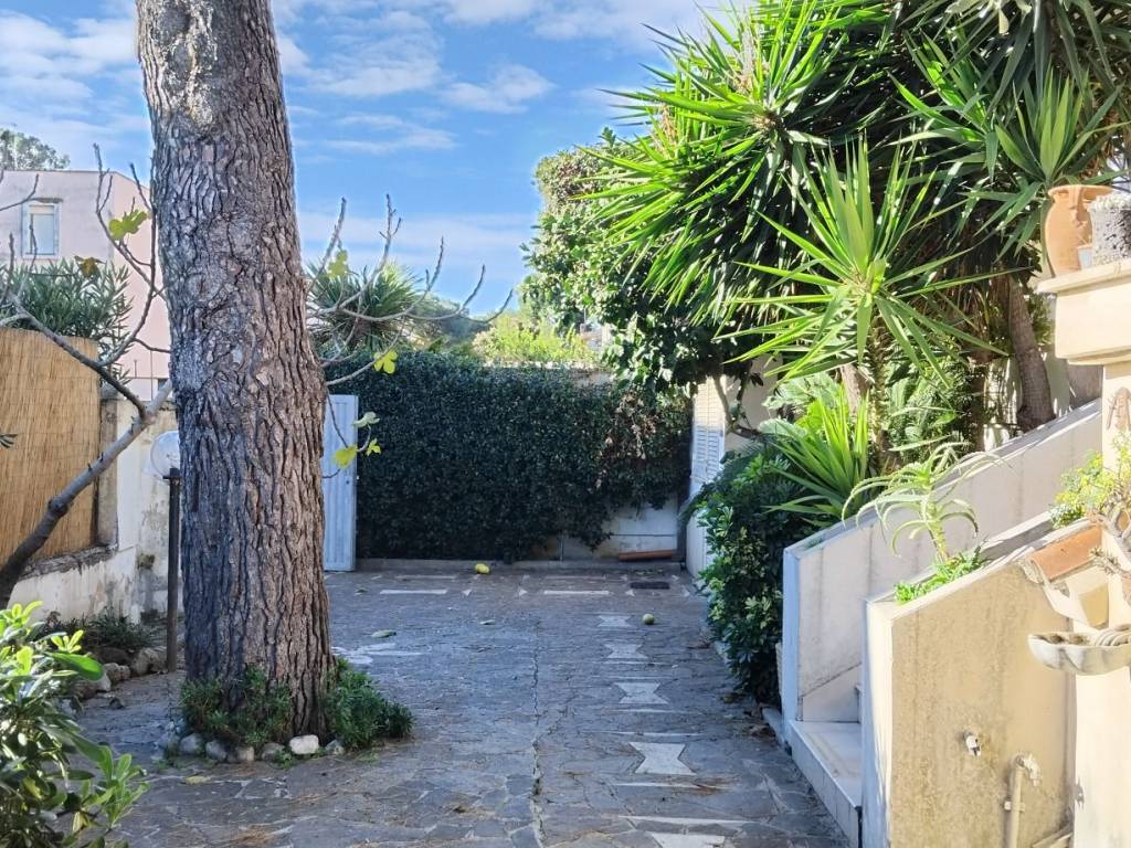 Villetta a schiera a Fiumicino in Via Porto Cervo, 51 - Foto 5