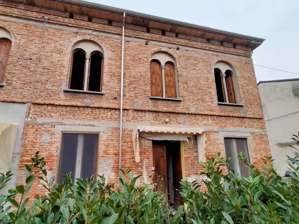 Villa a Gualtieri in Via Pieve, 162 - Foto 4