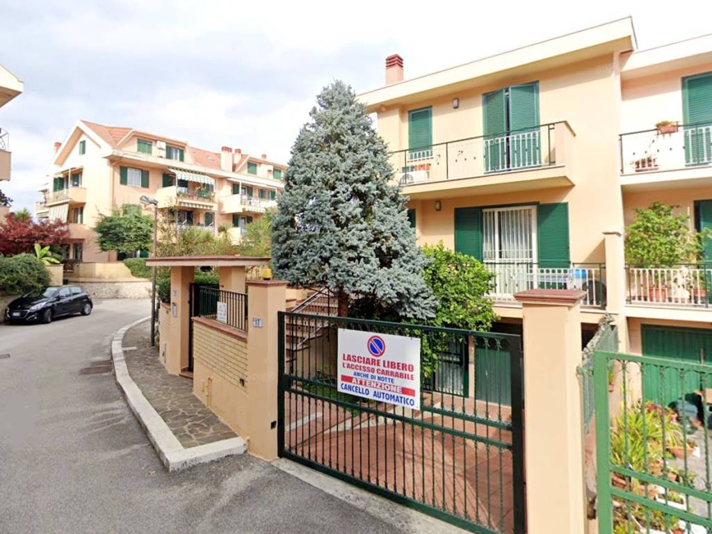 Villetta a schiera a Frosinone in Via Mastruccia - Foto 4