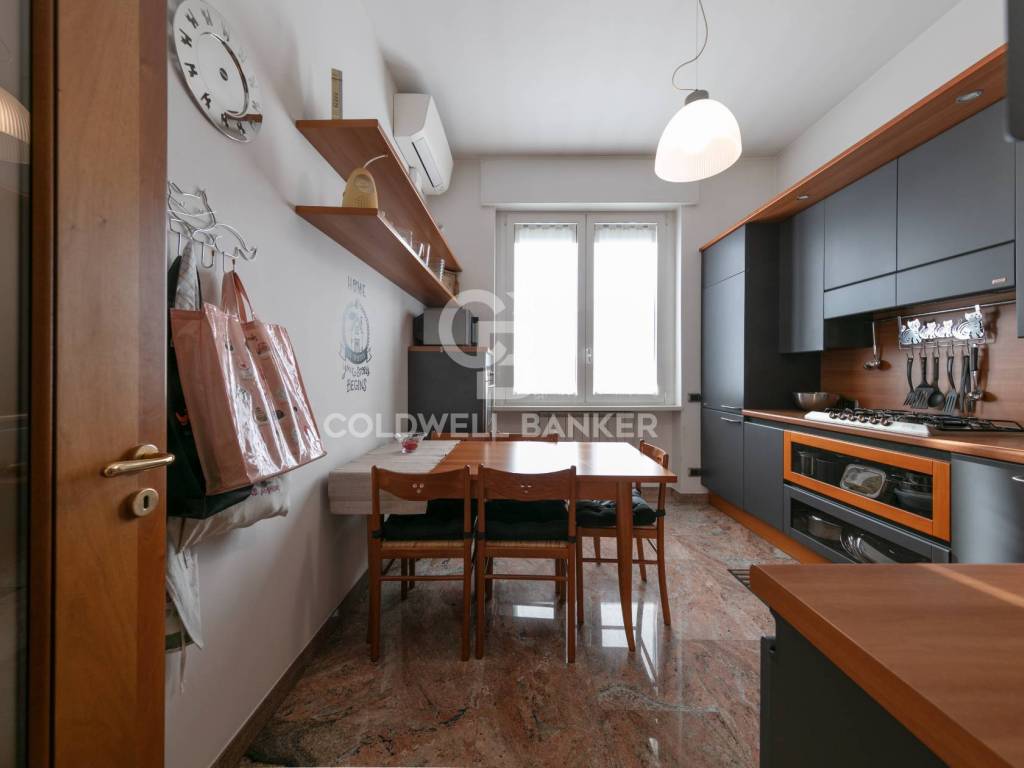 Villa a Magnago in Piazza San Michele, 23 - Foto 3