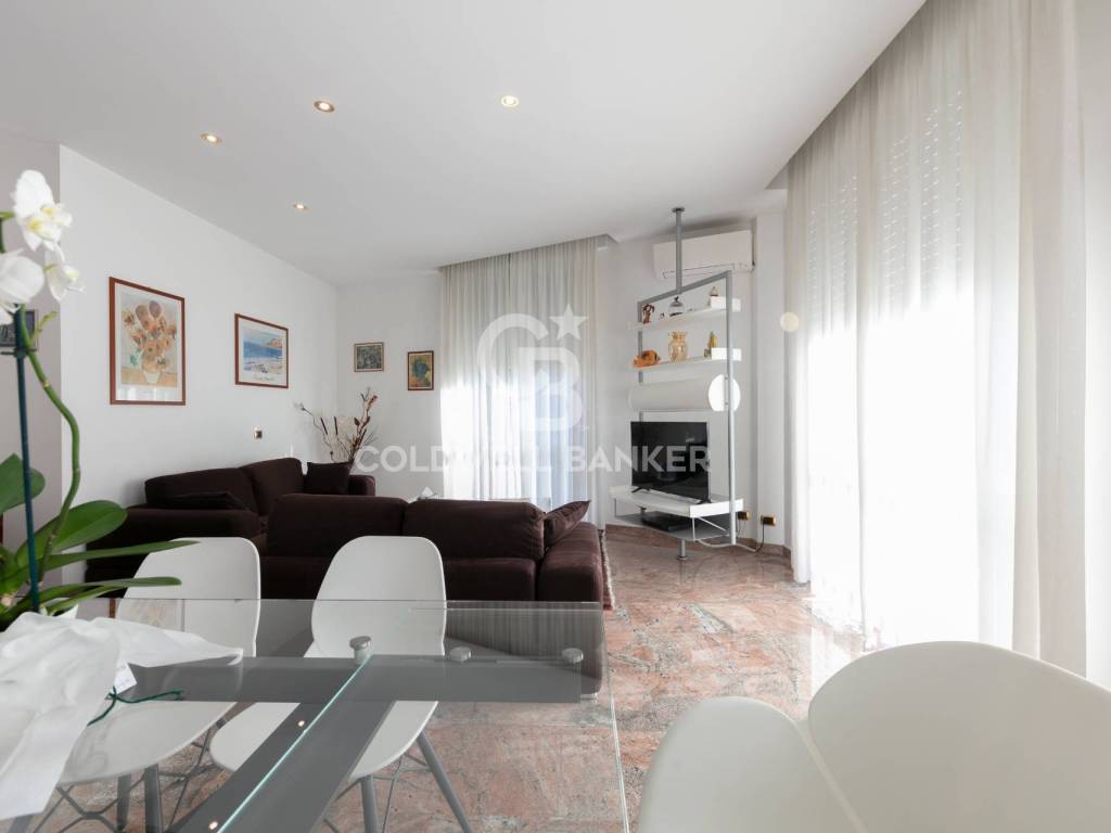 Villa a Magnago in Piazza San Michele, 23 - Foto 5