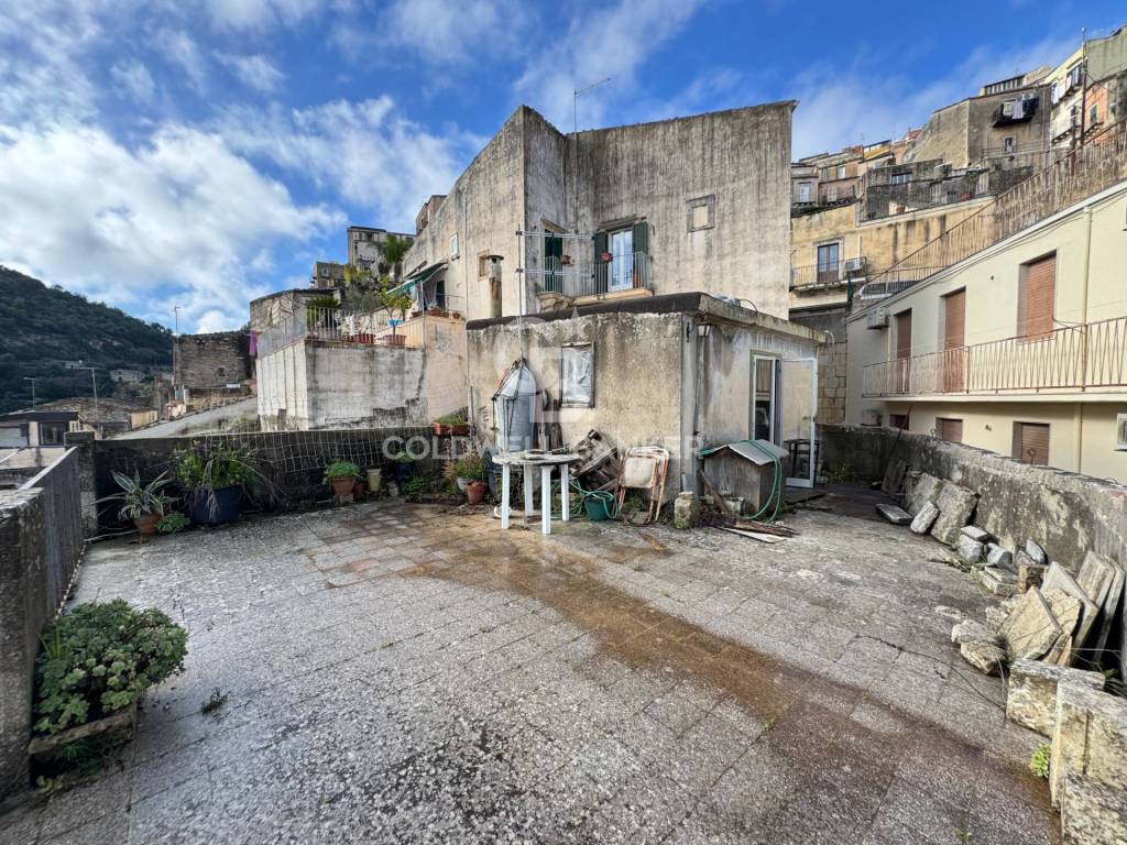 Casa indipendente a Ragusa in discesa delle acque, 3 - Foto 3