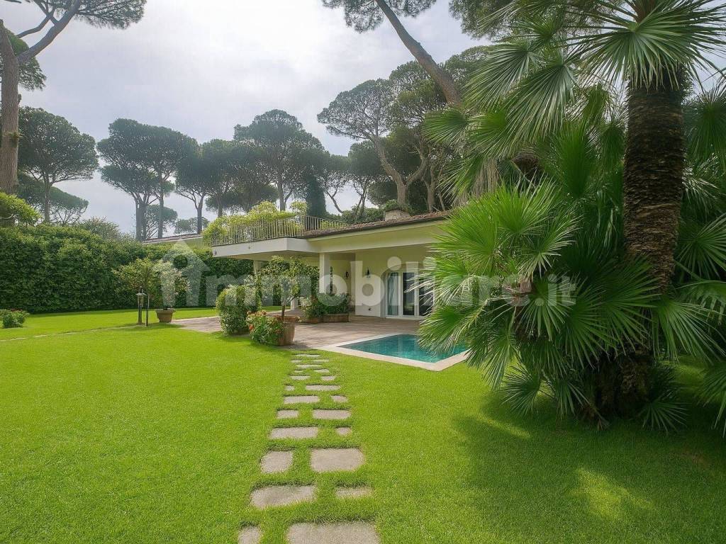 Villa a Fiumicino in Via Santa Severa - Foto 2