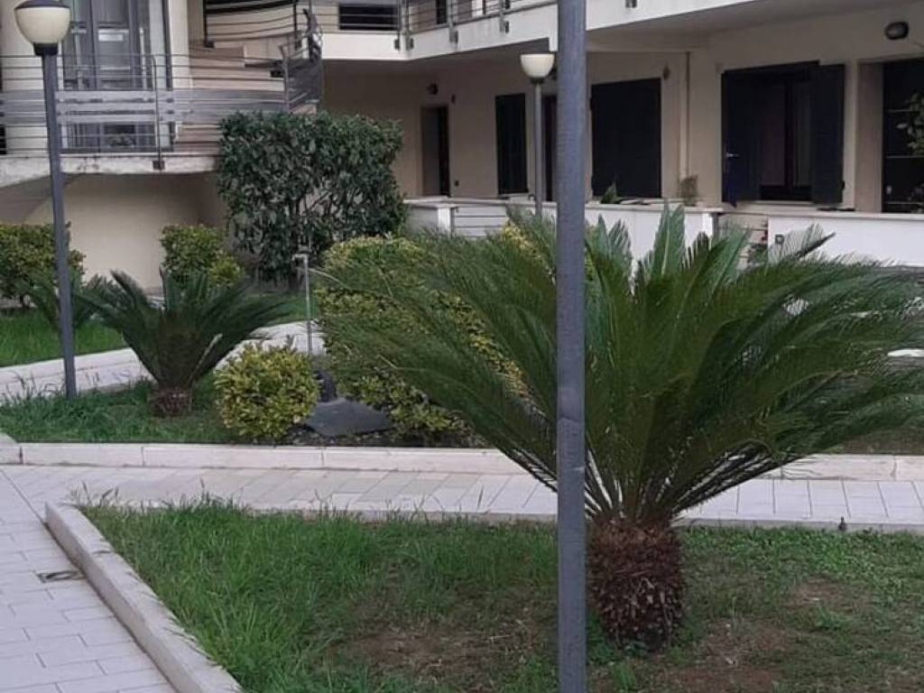 Appartamento a Cisterna di latina in Via Caporetto - Foto 2