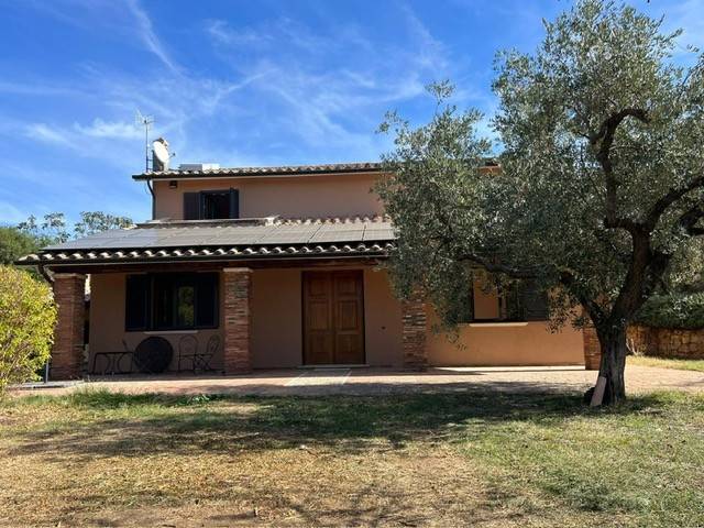 Villa a Pitigliano in Strada del Pantano - Foto 5