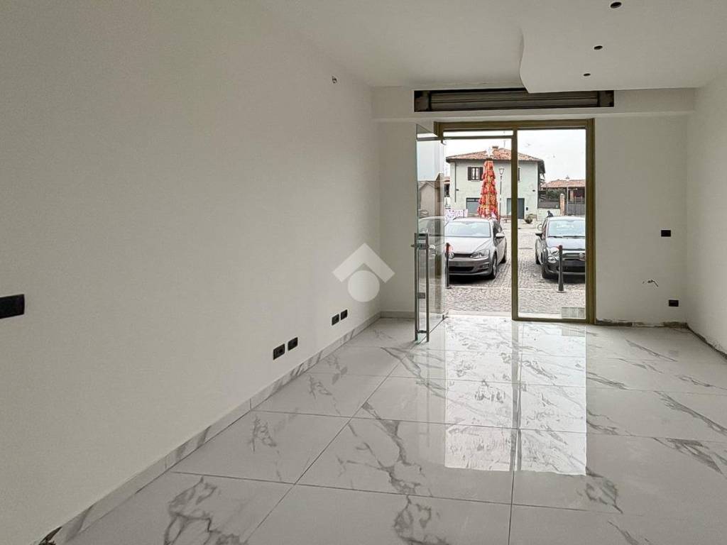 Immobile a Cazzago san martino in Piazza Emanuele II - Foto 2