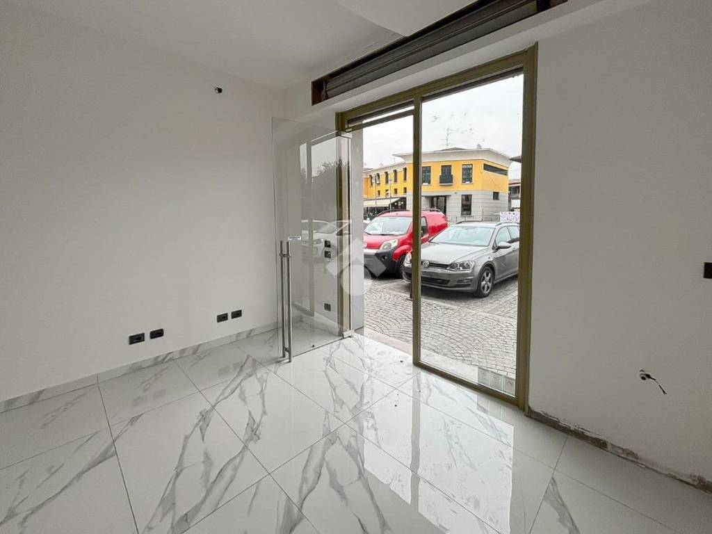 Immobile a Cazzago san martino in Piazza Emanuele II - Foto 3