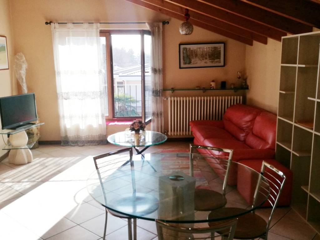 Appartamento a Gallarate in Via Benvenuto Cellini - Foto 2