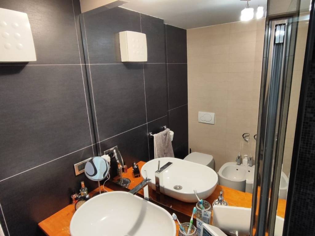 Appartamento a Genova in Via Rubaldo Merello - Foto 2