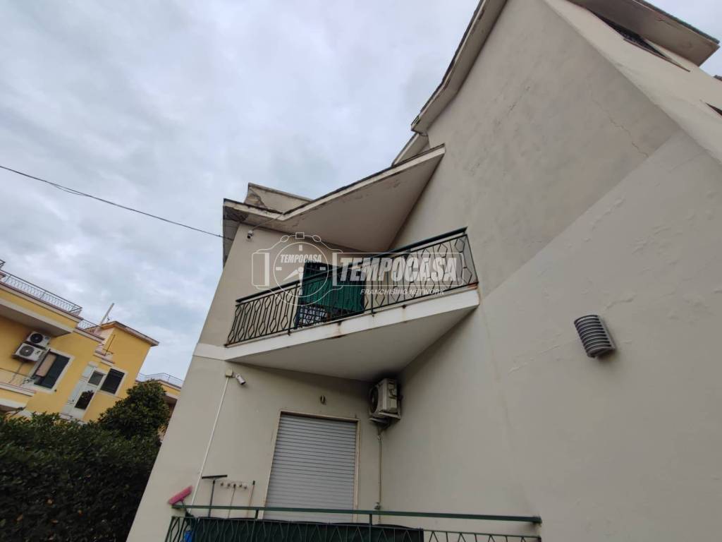 Palazzo / stabile a Aversa in Via Roberto Vitale 3 - Foto 3