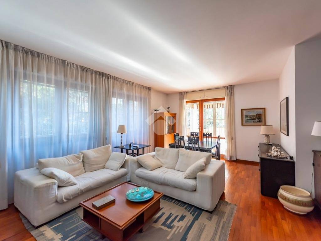 Appartamento a Arese in Via Marmolada, 5 - Foto 2