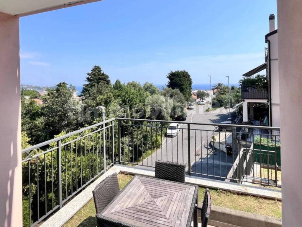 Appartamento a Albissola marina in Via 25 Aprile - Foto 3