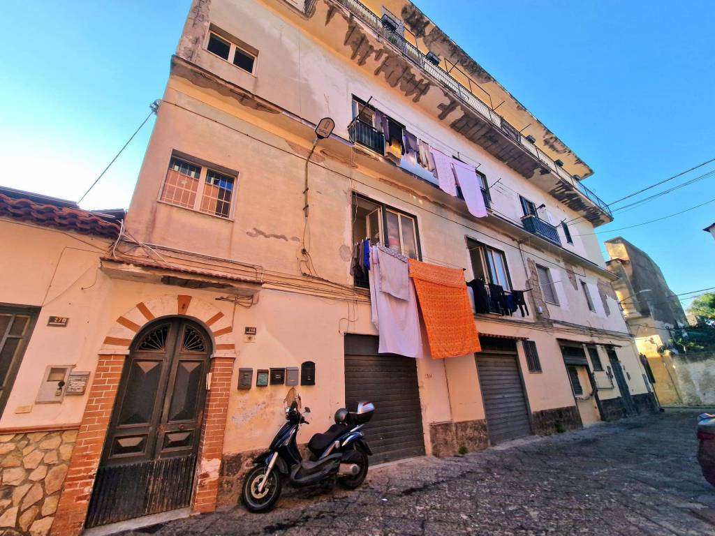 Appartamento a Boscotrecase in Via Matrone - Foto 4