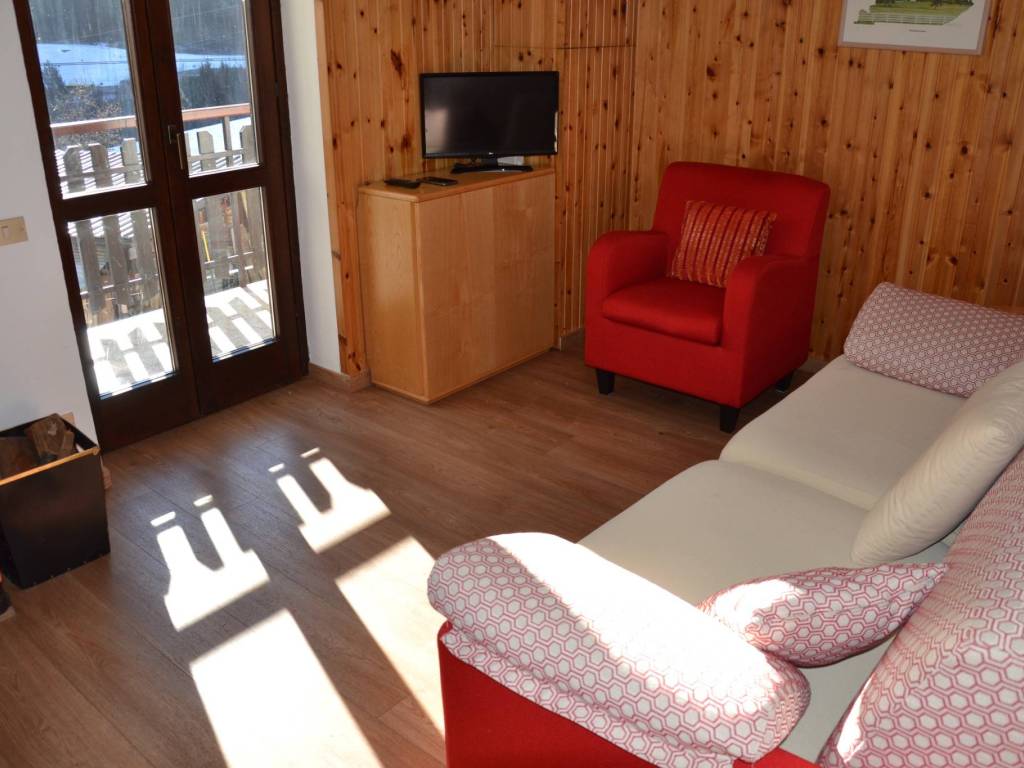 Appartamento a Mezzana in Via 4 Novembre - Foto 3