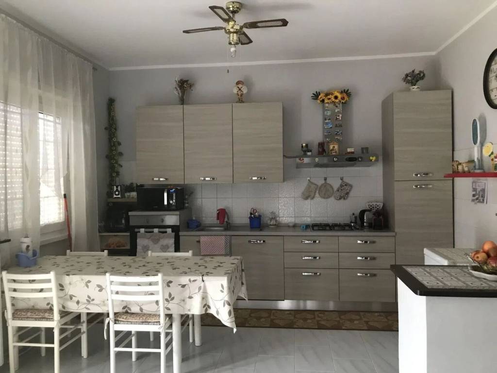 Villa a Cisterna di latina in Via Fleming - Foto 3