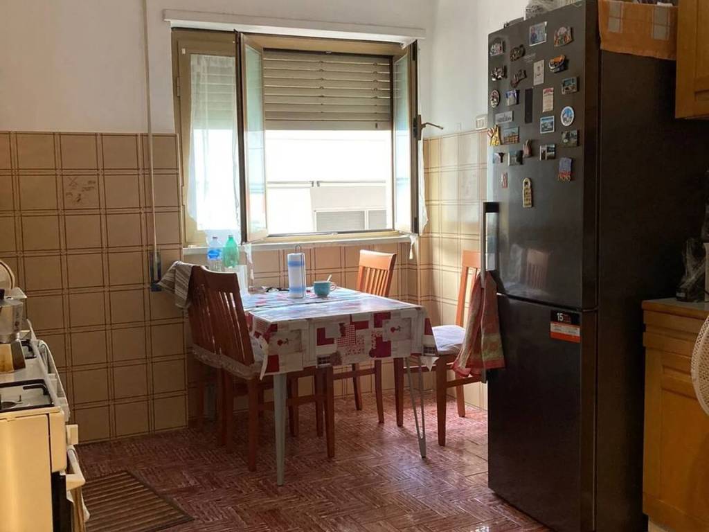 Appartamento a Cisterna di latina in Piazza Michelangelo - Foto 2